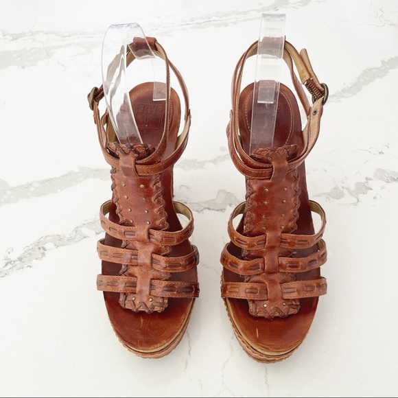 Frye Grace T Strap Leather Heeled Sandals - Picture 4 of 13